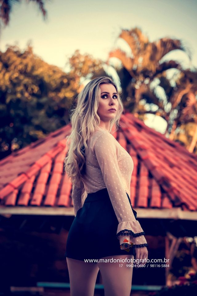 Ensaio Larissa Voltan